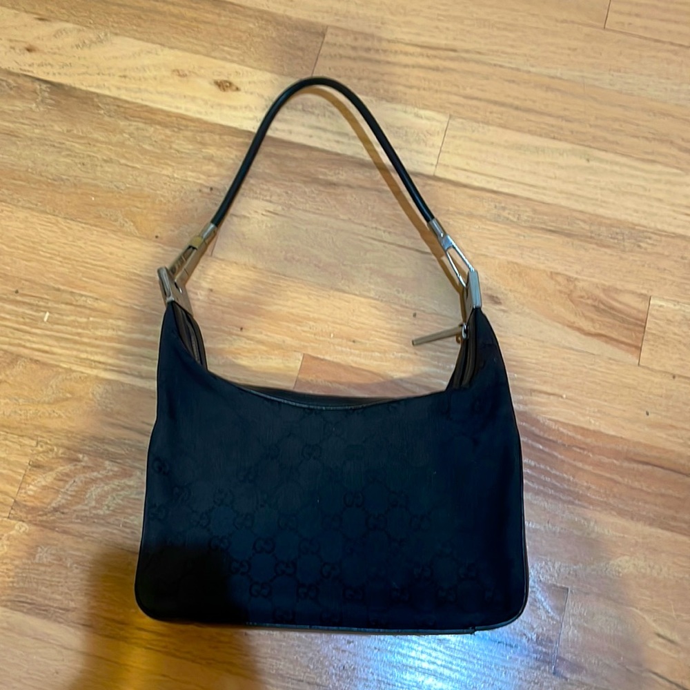 100% authentic Gucci Canvas handbag